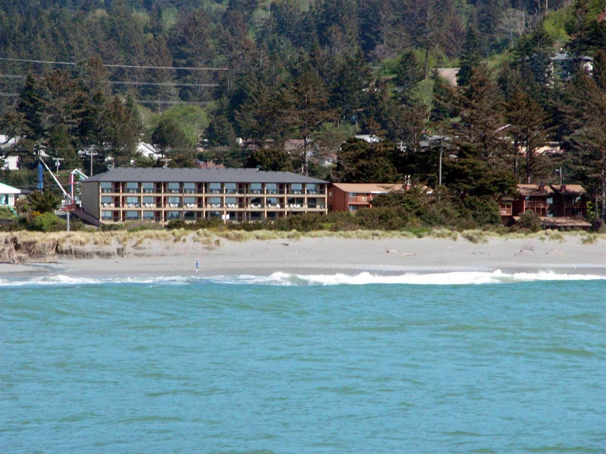 Gold Beach Inn Екстериор снимка