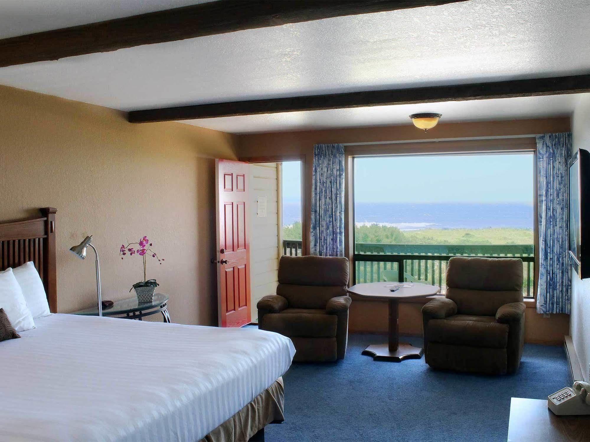 Gold Beach Inn Екстериор снимка